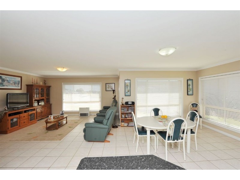 23 Bridget Court, Middle Ridge QLD 4350