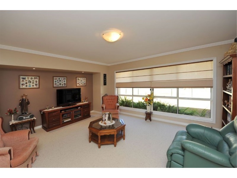 23 Bridget Court, Middle Ridge QLD 4350