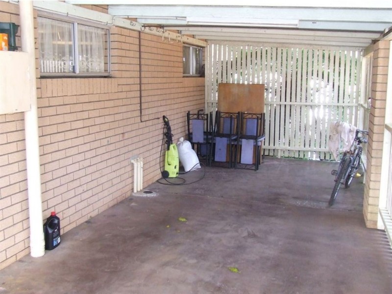 8A Bingara Street, Mount Lofty QLD 4350