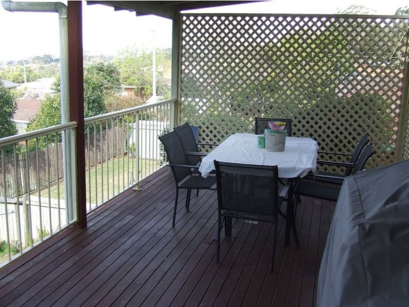 8A Bingara Street, Mount Lofty QLD 4350