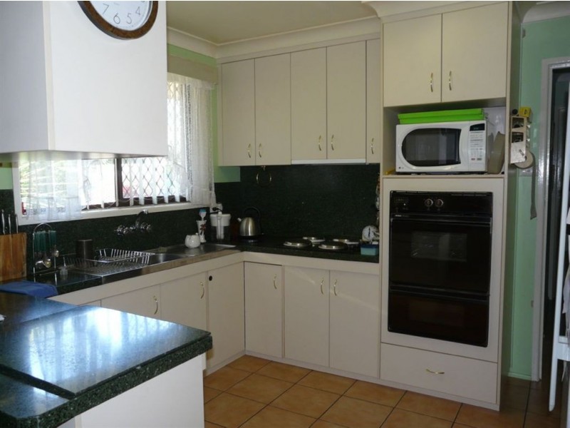 3 Yandilla Street, Newtown QLD 4350