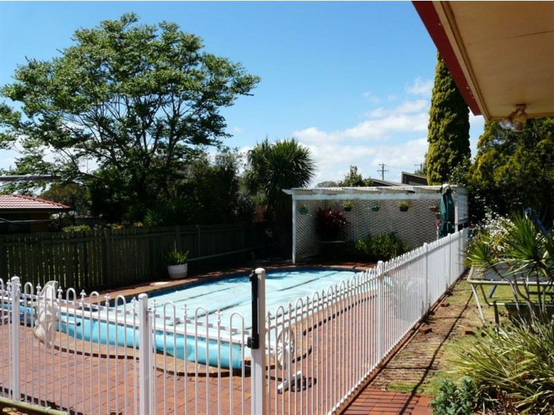 3 Yandilla Street, Newtown QLD 4350