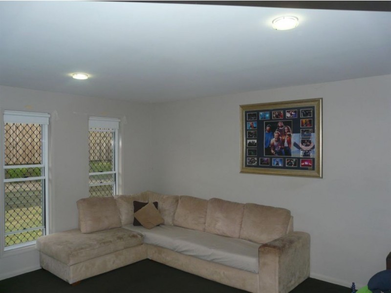 26 Whitman Street, Westbrook QLD 4350