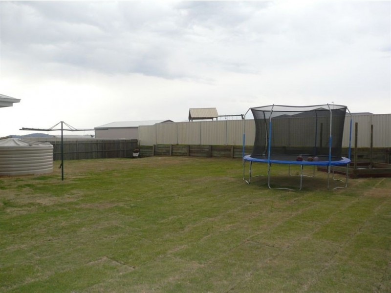 26 Whitman Street, Westbrook QLD 4350