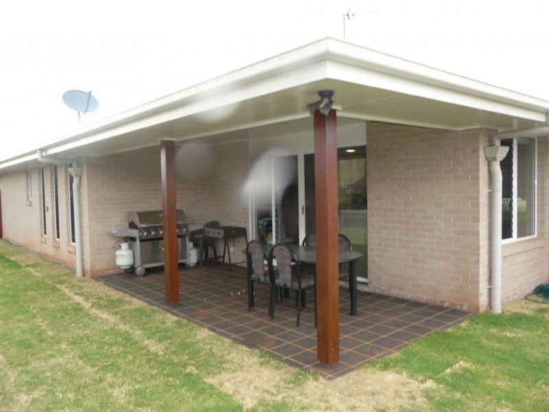 26 Whitman Street, Westbrook QLD 4350