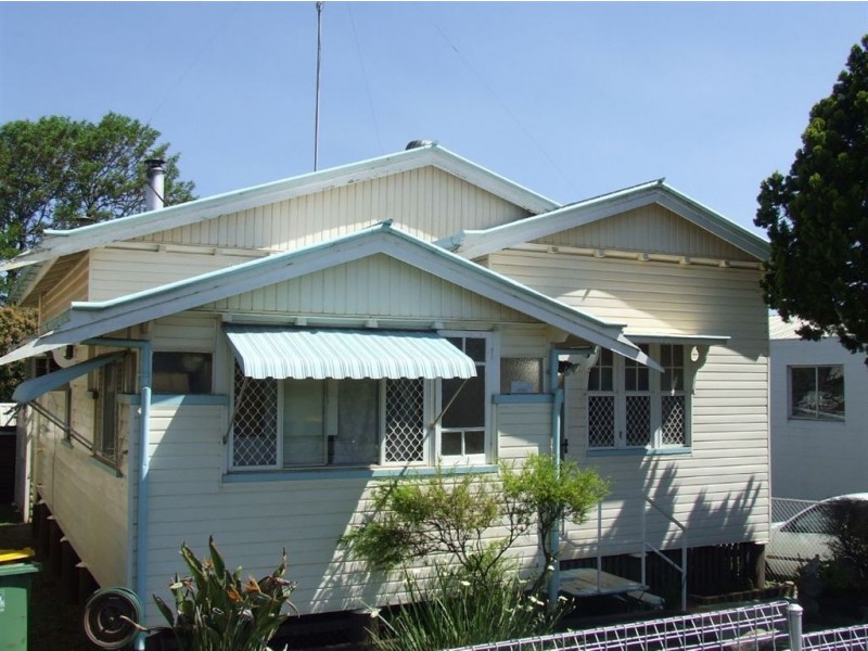 120 Jellicoe Street, North Toowoomba QLD 4350