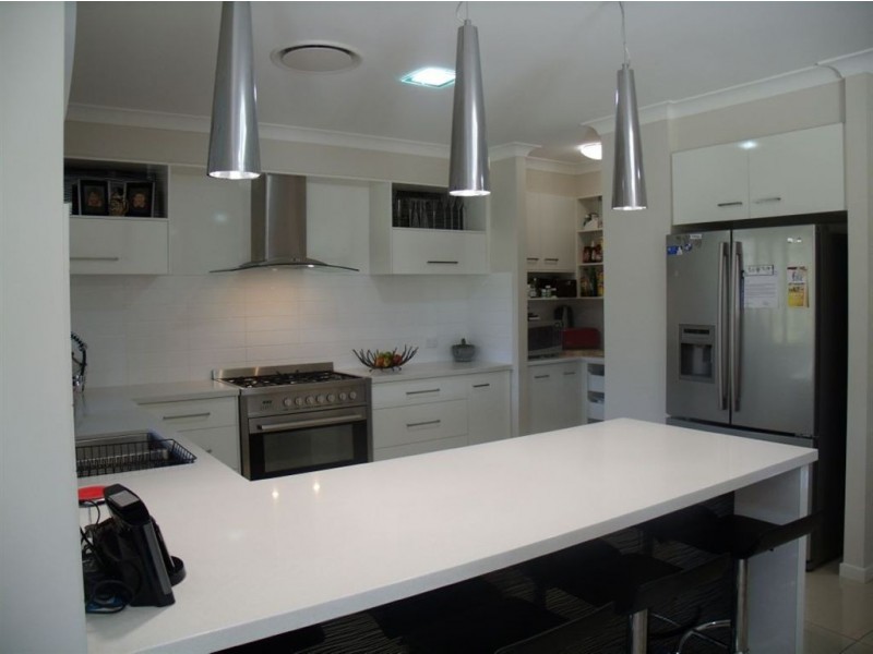 4 Acacia Avenue, Top Camp QLD 4350