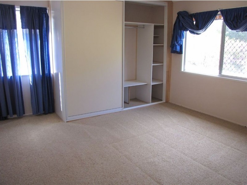 12 Weller Street, Rangeville QLD 4350