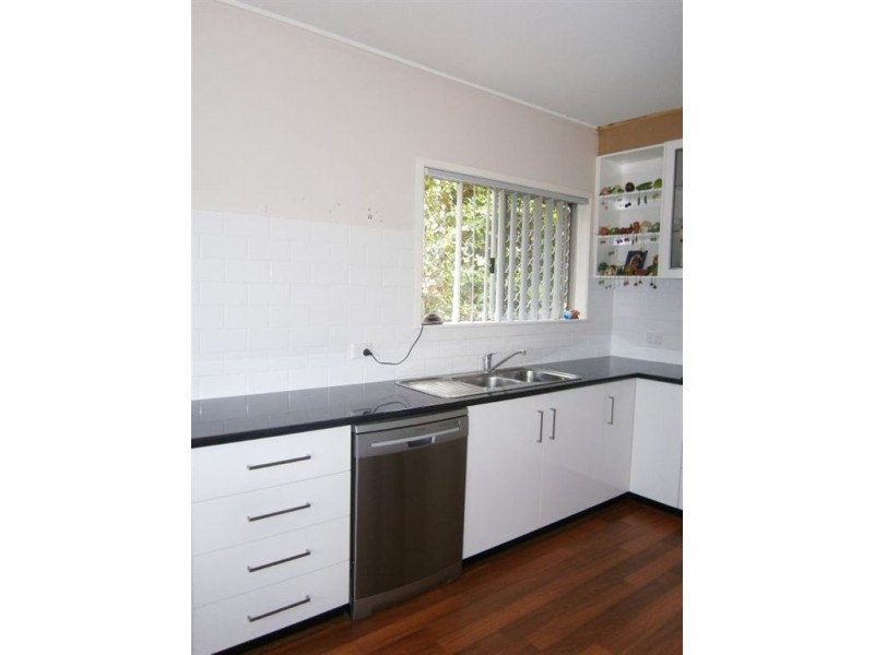 12 Weller Street, Rangeville QLD 4350