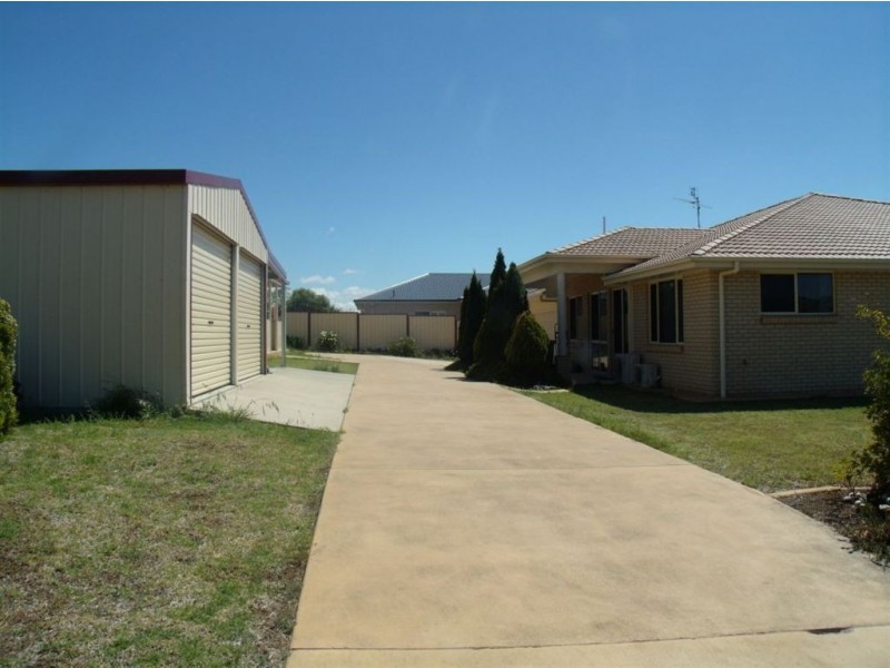 36 Belclaire Drive, Westbrook QLD 4350