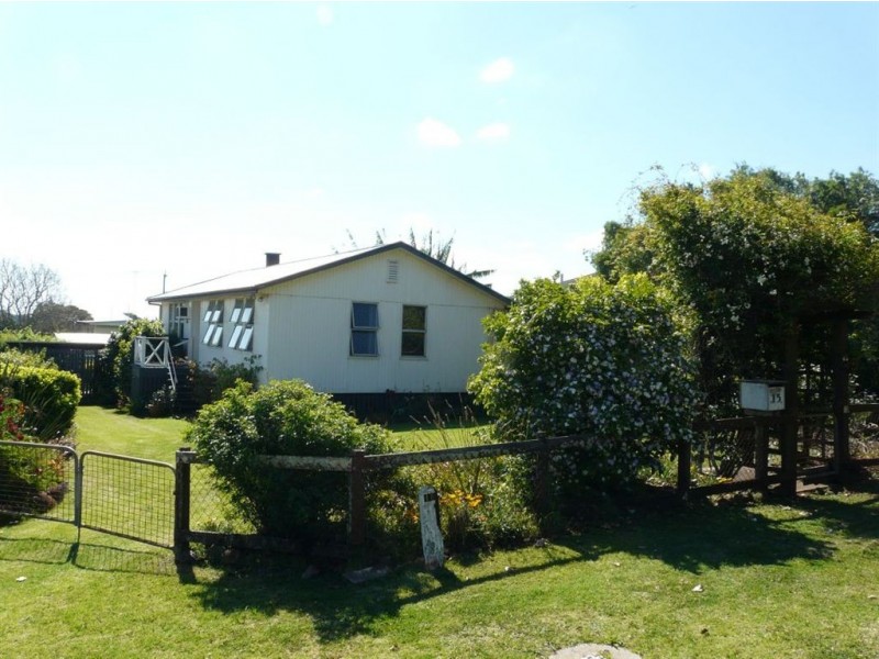 15 O’Brien Street, Harlaxton QLD 4350