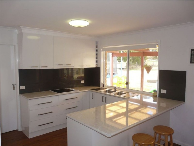12 Garrett Road, Meringandan QLD 4352