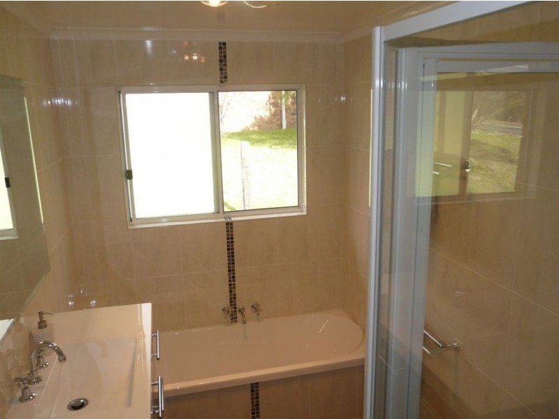 12 Garrett Road, Meringandan QLD 4352