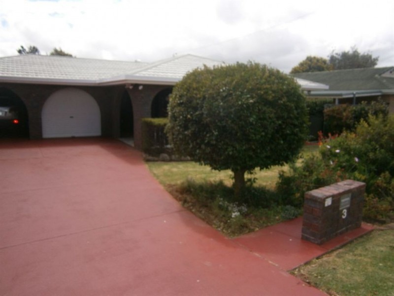 3 Illawarra Street, Harristown QLD 4350