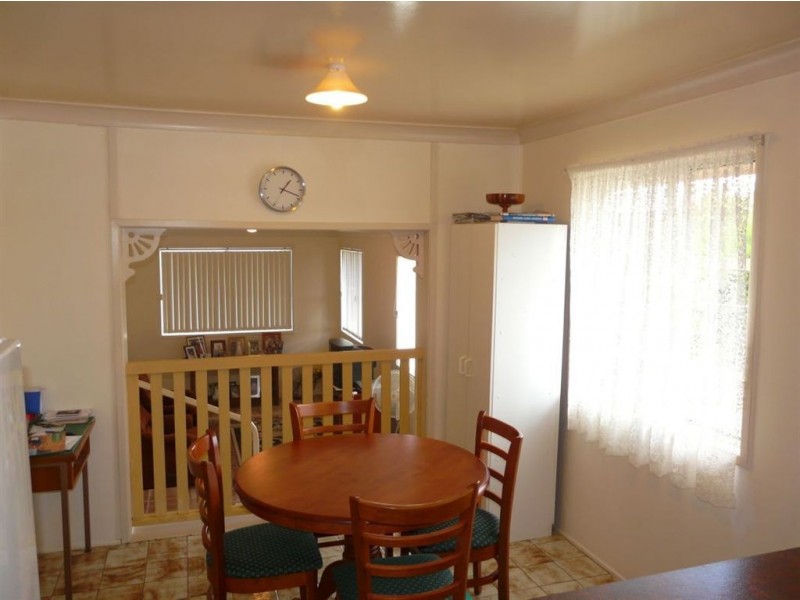 1 Meadows Road, Withcott QLD 4352