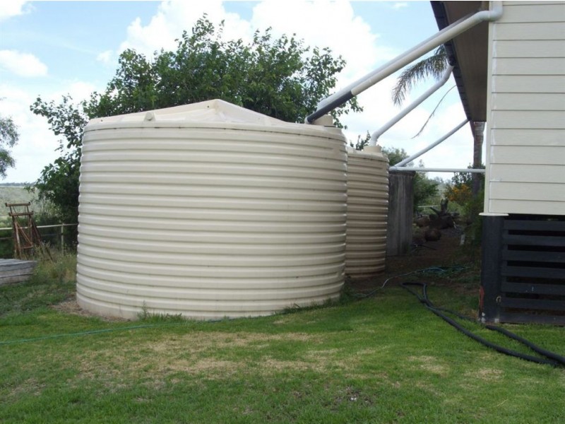 127 Arnold Road, Pittsworth QLD 4356