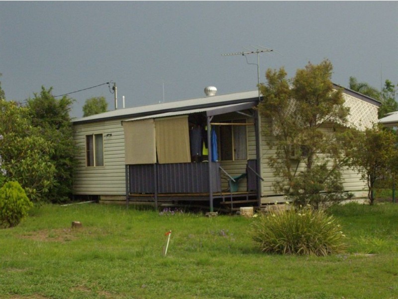 72 Jimbour Street, Jandowae QLD 4410