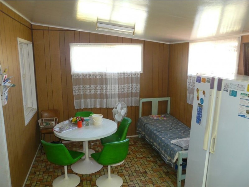 10 Teesdale Avenue, Newtown QLD 4350