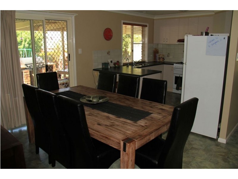 16 Stoneyhurst Court, Glenvale QLD 4350