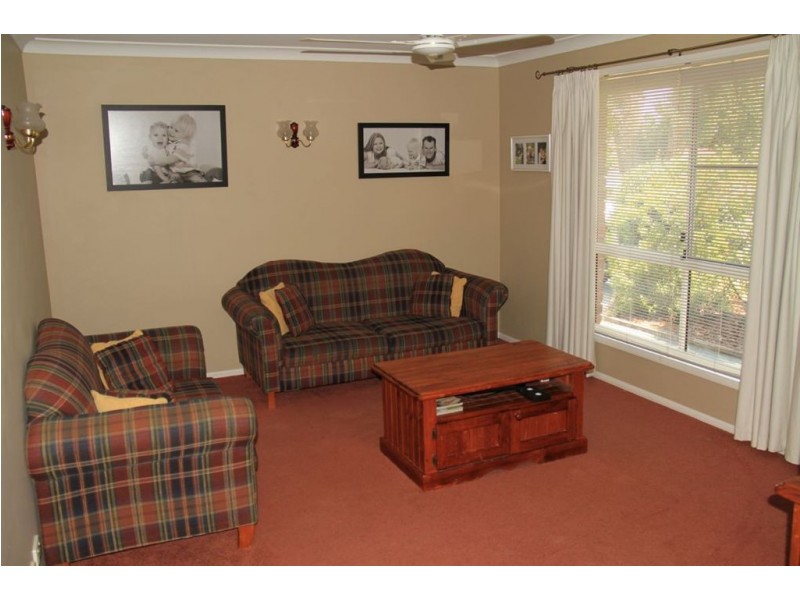 16 Stoneyhurst Court, Glenvale QLD 4350