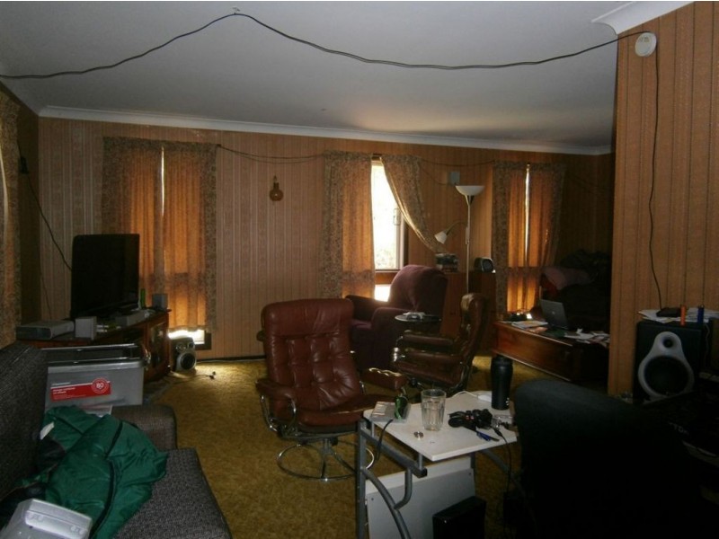 9 Gascony Street, Harristown QLD 4350