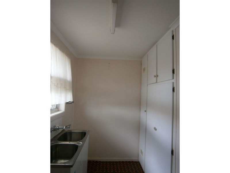 9 Gascony Street, Harristown QLD 4350