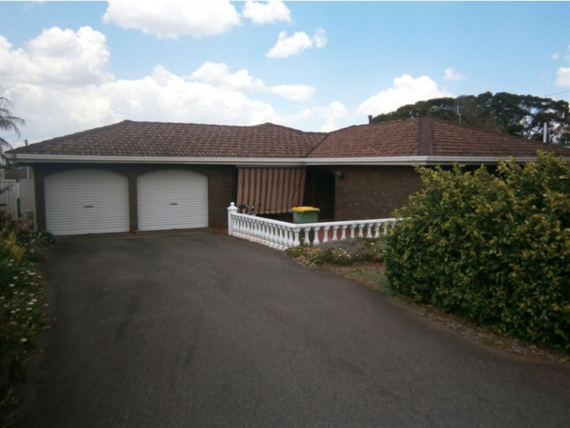 9 Gascony Street, Harristown QLD 4350