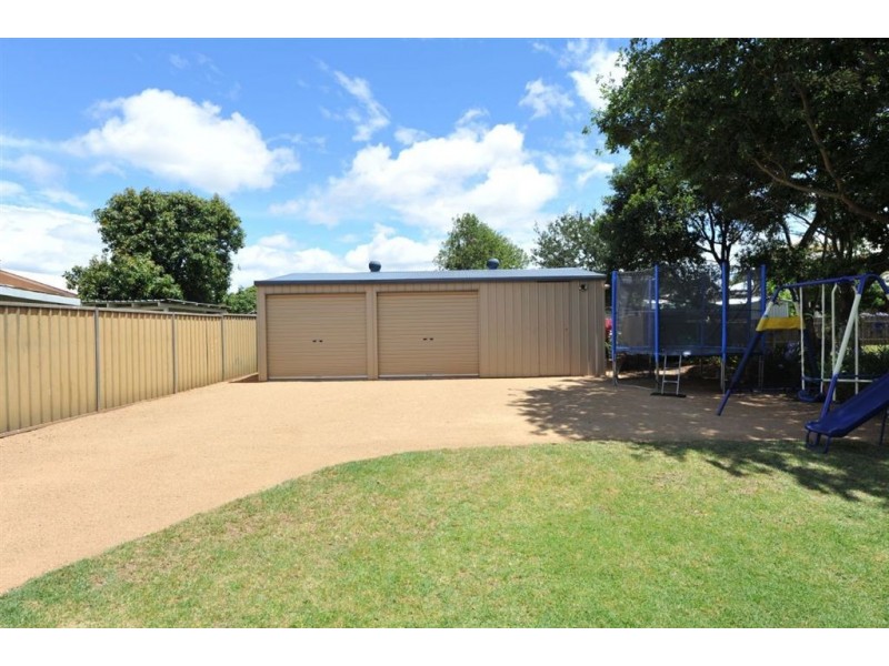 228B Campbell Street, Newtown QLD 4350