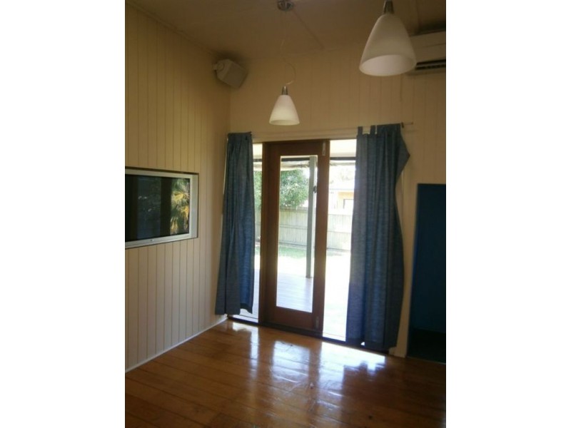 19 Hursley Road, Newtown QLD 4350