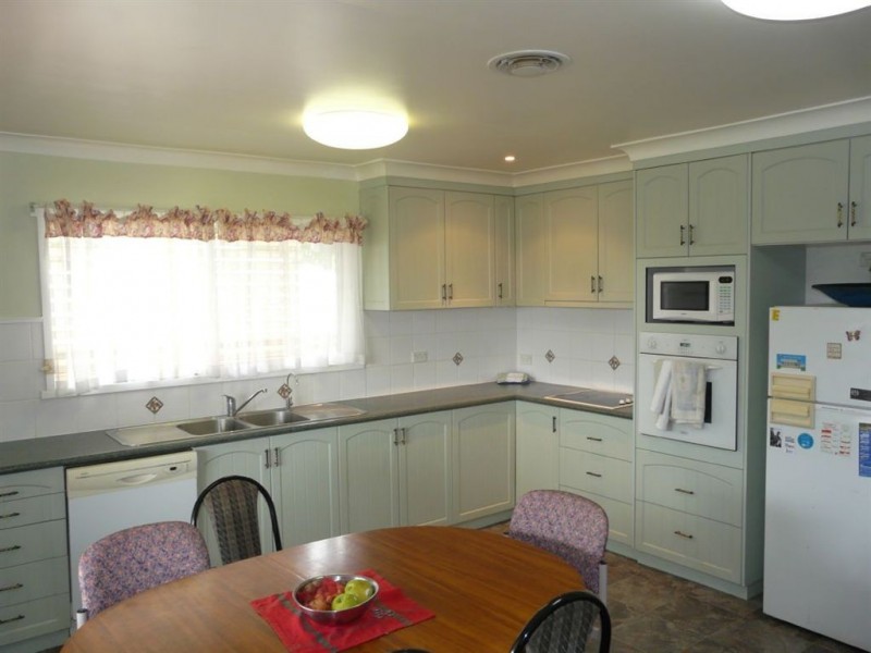 56 Buckland Street, Harristown QLD 4350