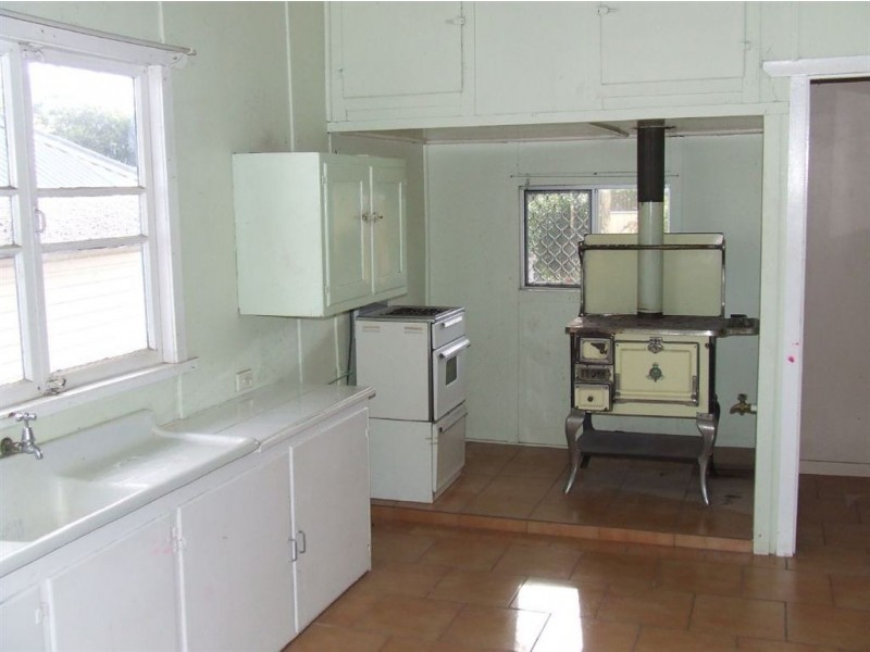 27a Gowrie Street, Toowoomba QLD 4350