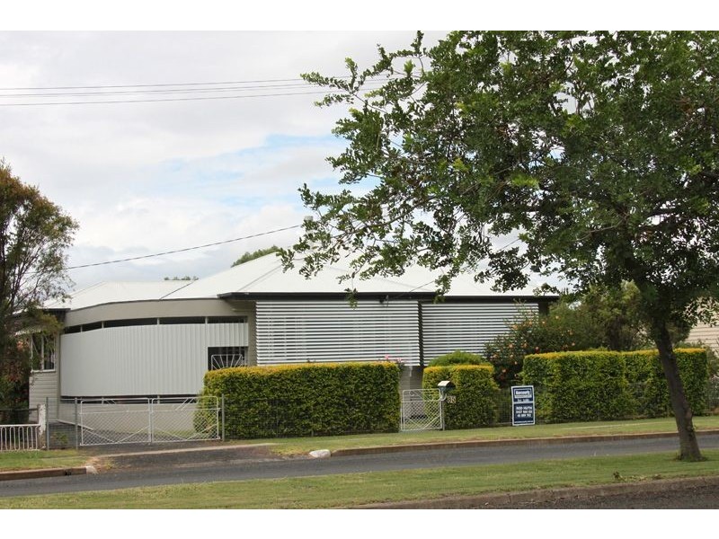 85 High Street, Jandowae QLD 4410