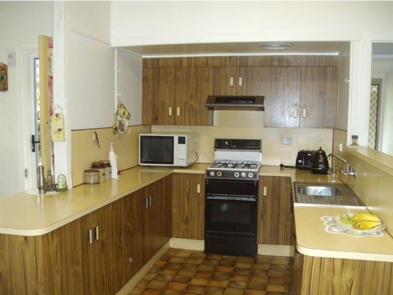 85 High Street, Jandowae QLD 4410