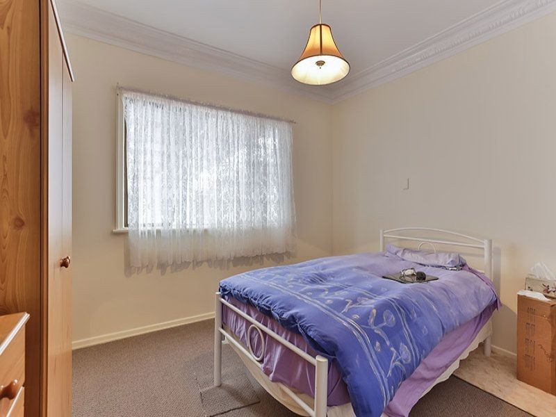 31 Welcombe Avenue, Rockville QLD 4350