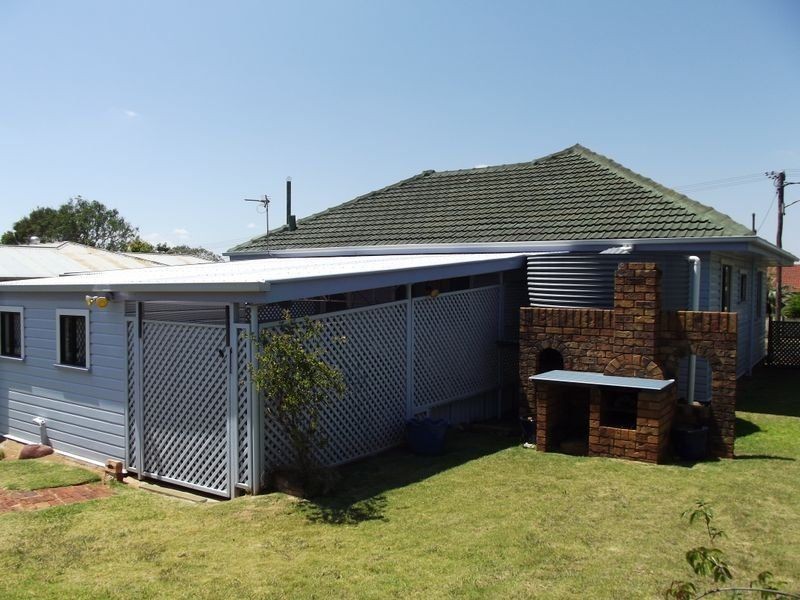 31 Welcombe Avenue, Rockville QLD 4350