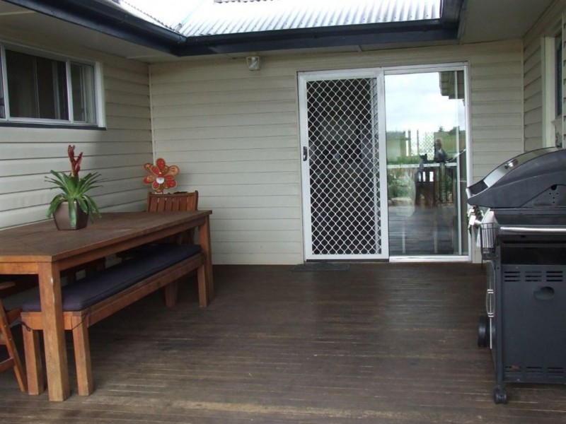 26 Bourne Road, Cambooya QLD 4358