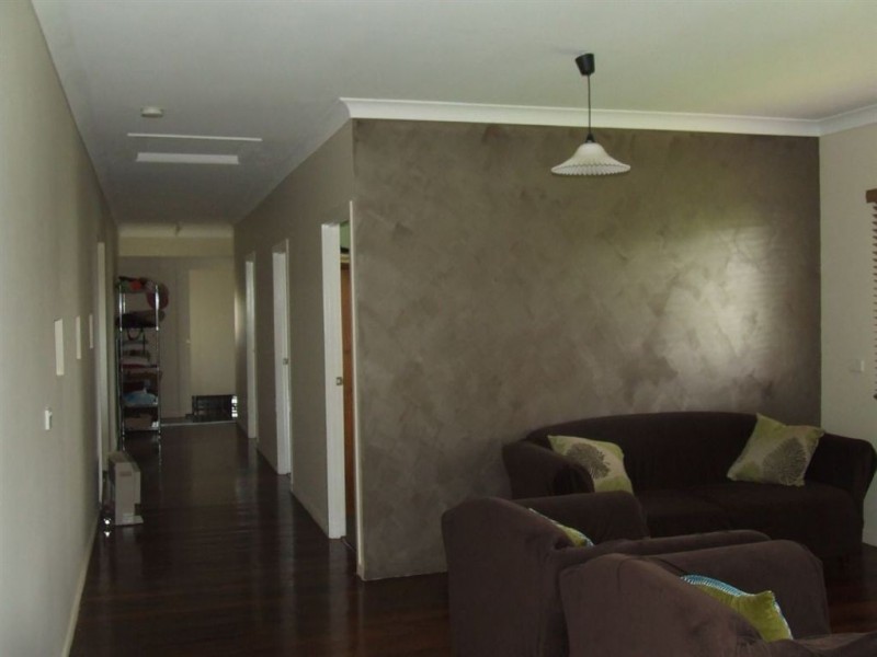 26 Bourne Road, Cambooya QLD 4358