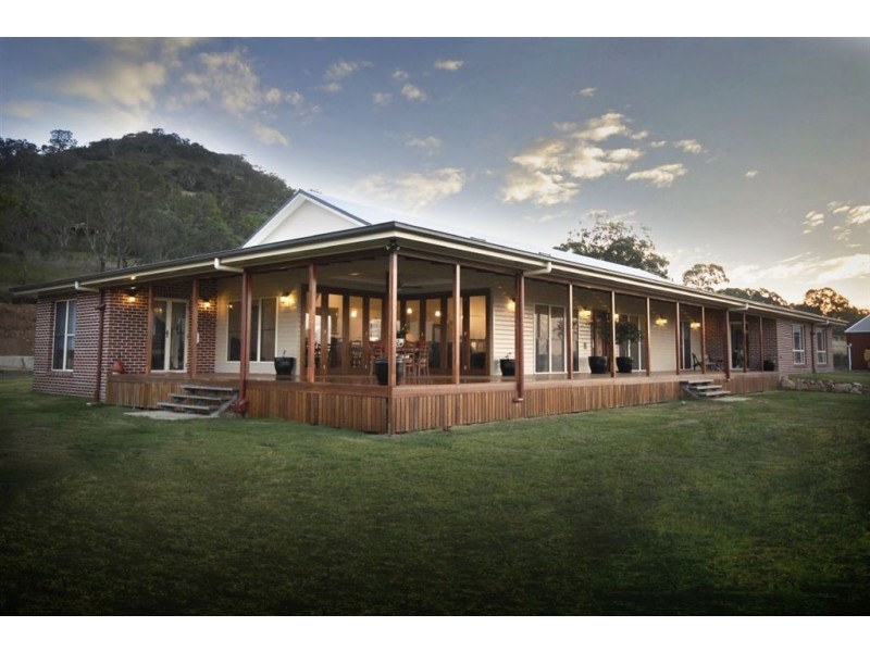 1a Linora Drive, Gowrie Mountain QLD 4350