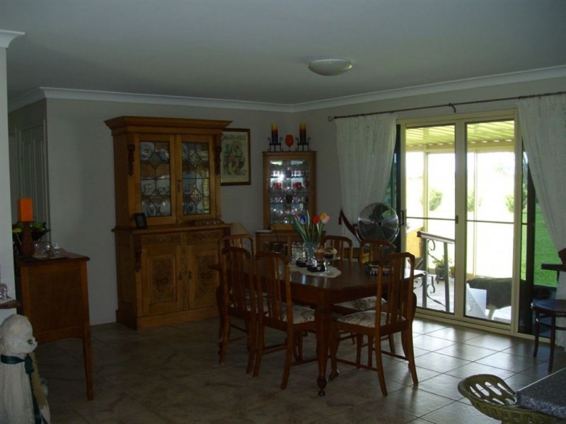 928 Felton-Clifton Road, Nobby QLD 4360