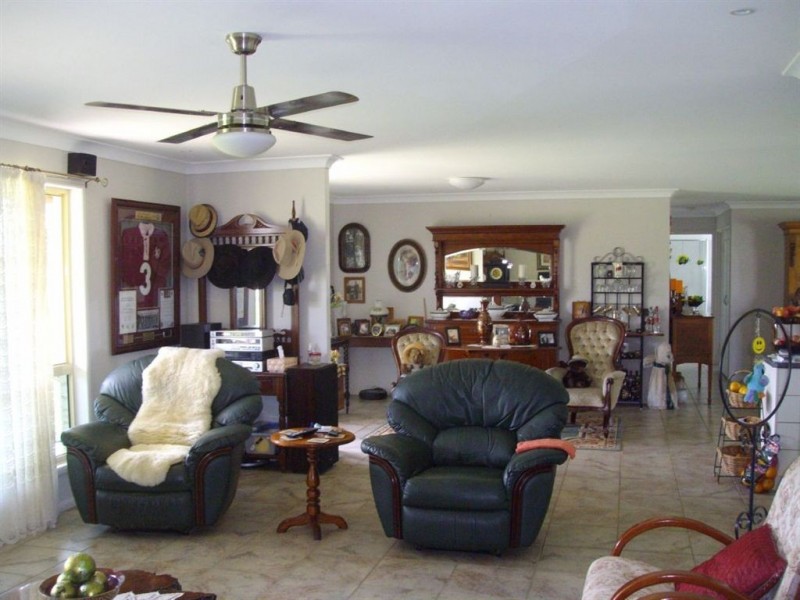 928 Felton-Clifton Road, Nobby QLD 4360