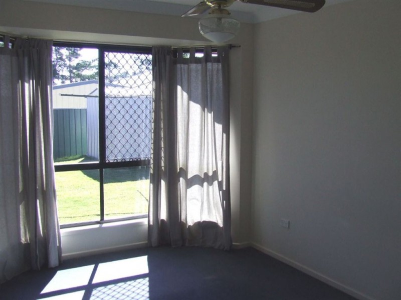 25 Prime Minister Drive, Middle Ridge QLD 4350