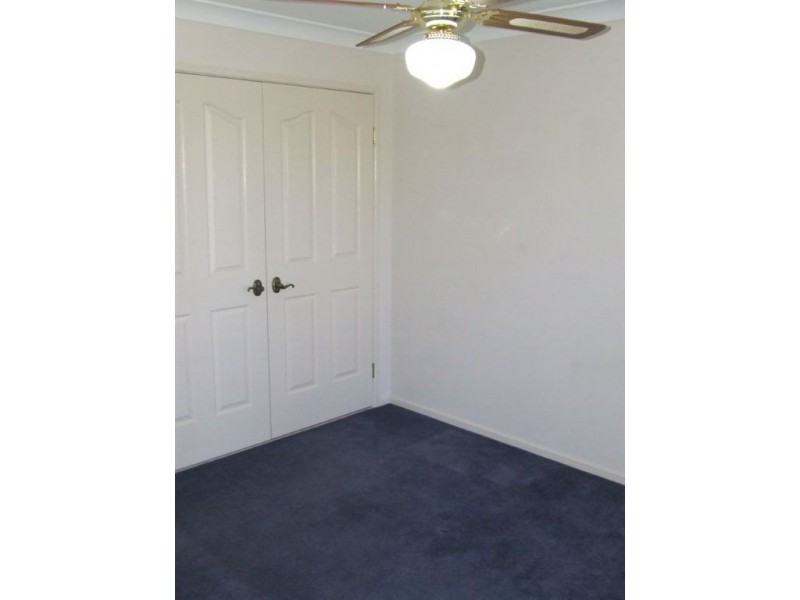 25 Prime Minister Drive, Middle Ridge QLD 4350