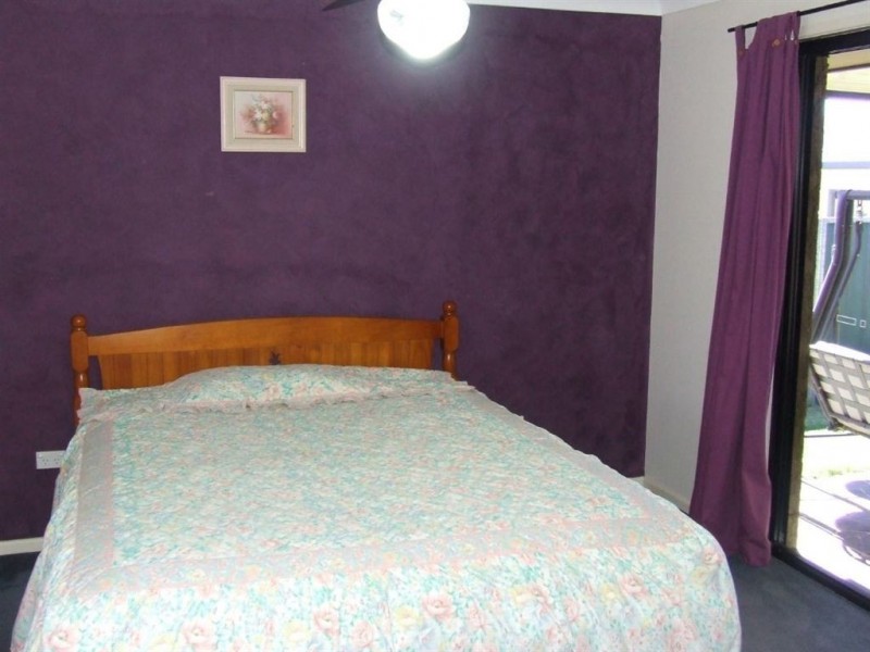 25 Prime Minister Drive, Middle Ridge QLD 4350