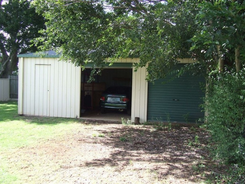 32 Fourth Avenue, Harristown QLD 4350