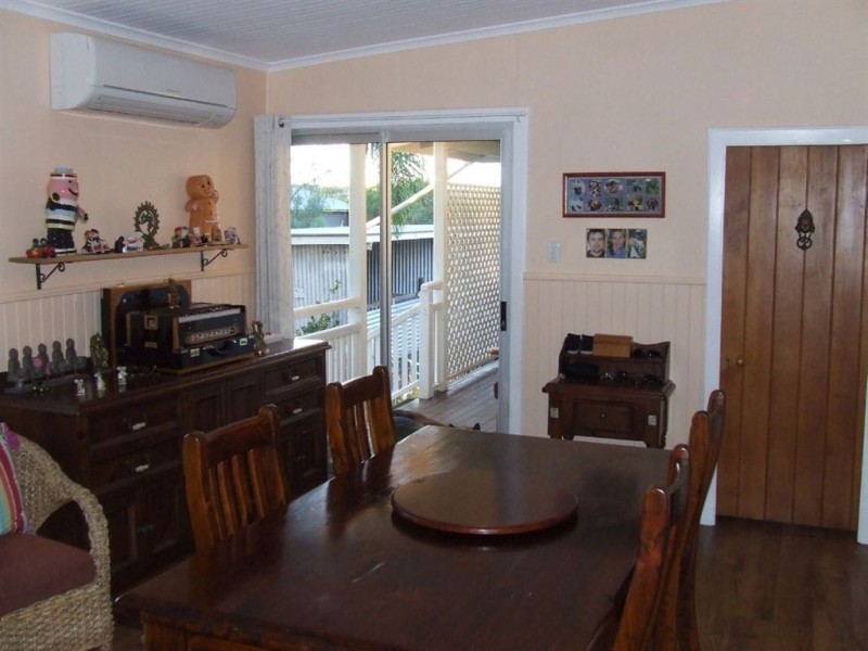 25 King Street, Goombungee QLD 4354