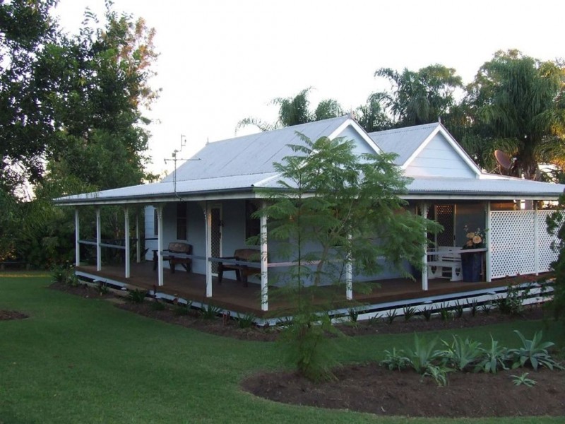 25 King Street, Goombungee QLD 4354