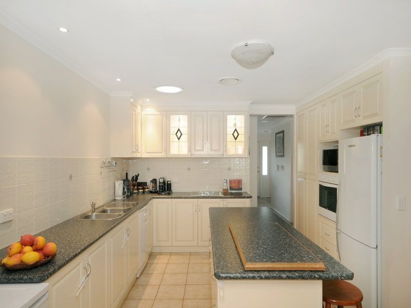 20 Patron Crescent, Glenvale QLD 4350