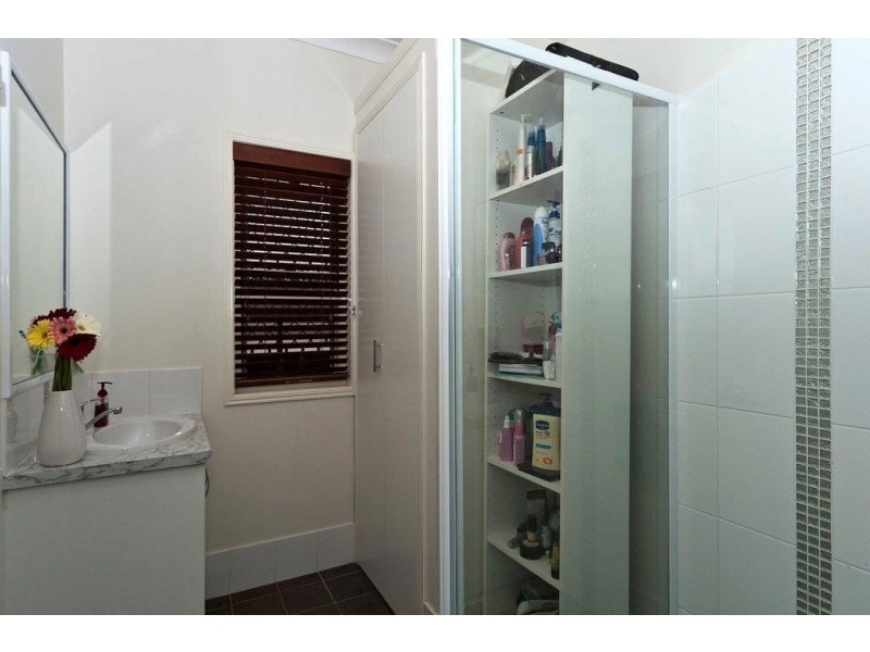 Unit 1/13 Monash Street, Newtown QLD 4350