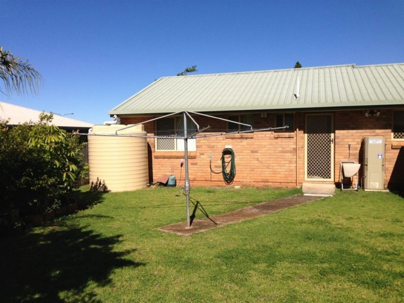 19 Armstrong Street, Wilsonton Heights QLD 4350