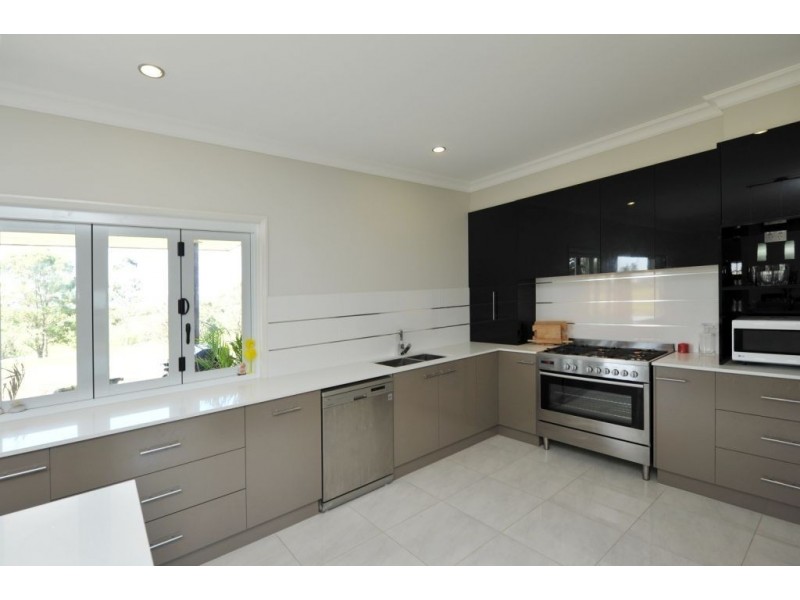 283 Boland Road, Hodgson Vale QLD 4352